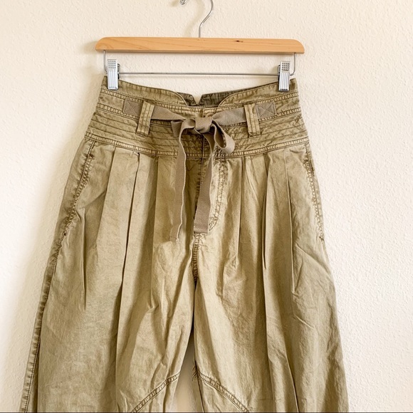 FREE PEOPLE Green Pleated Pants - Picture 2 of 7